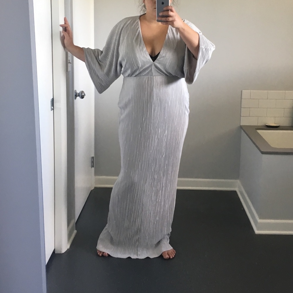 Floor Length Silver/Grey Dresses - SIZES 12 + 14